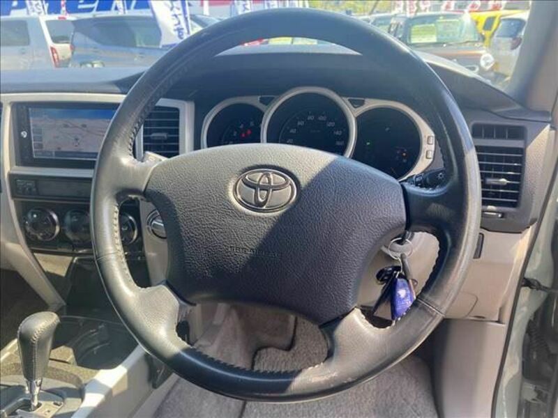HILUX SURF