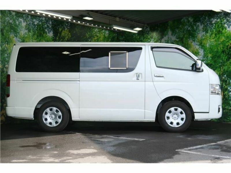 HIACE