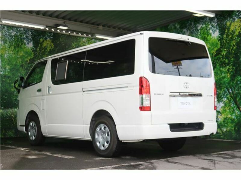 HIACE