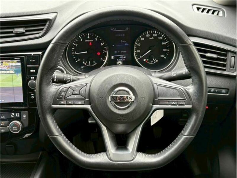 X-TRAIL-22