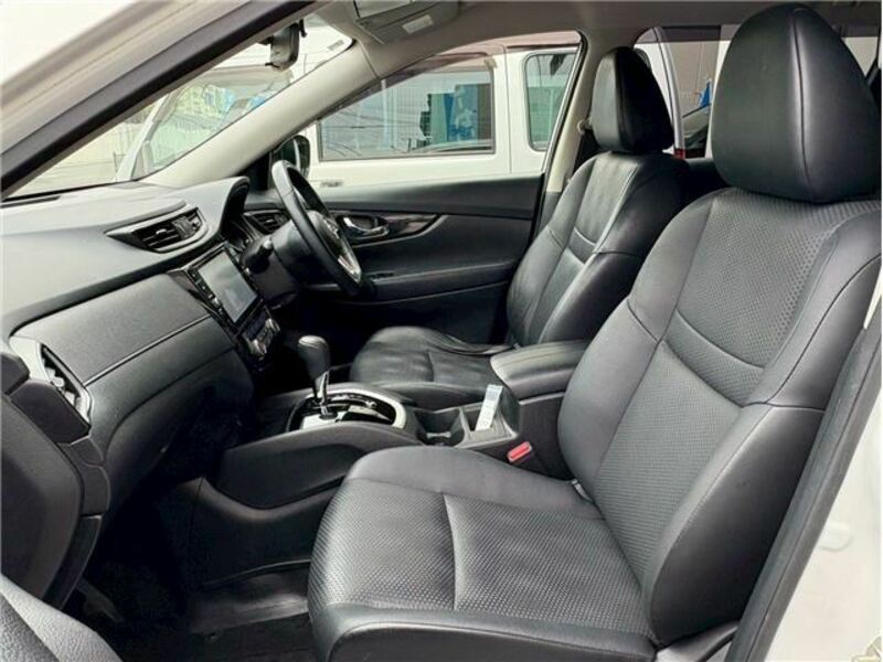X-TRAIL-25
