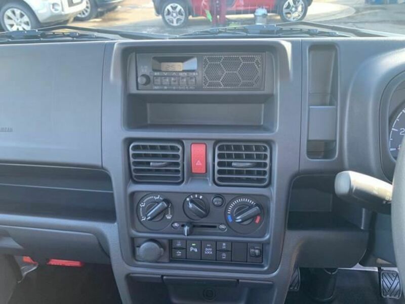 MINICAB TRUCK
