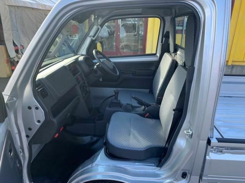 MINICAB TRUCK