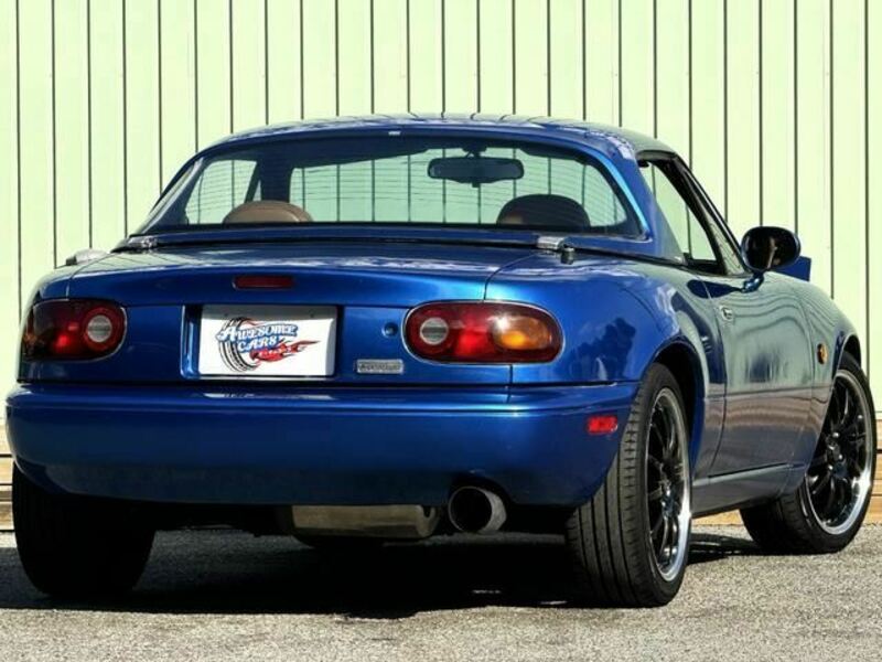 EUNOS ROADSTER