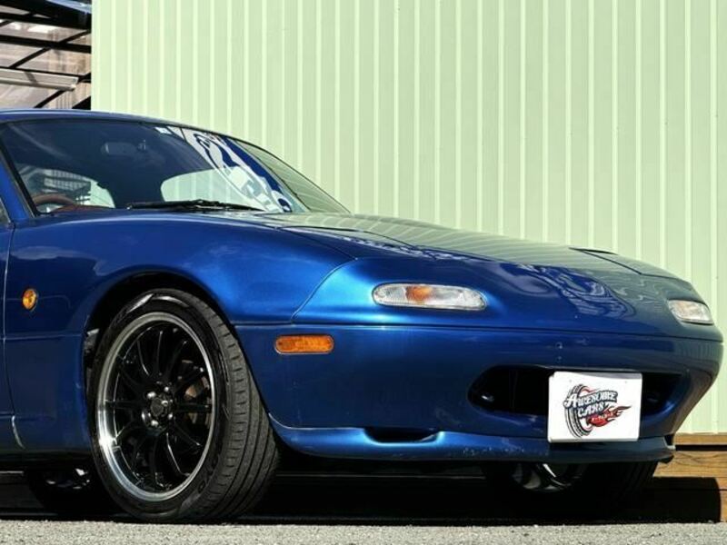 EUNOS ROADSTER