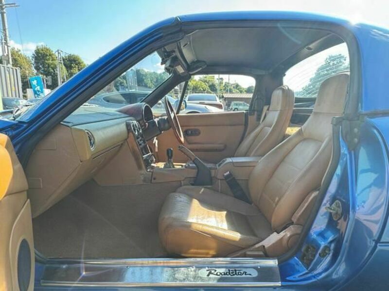 EUNOS ROADSTER