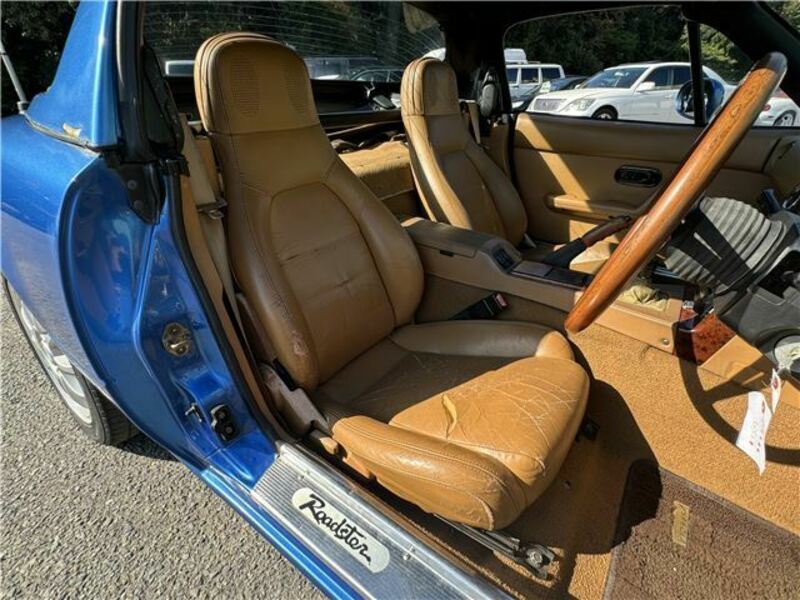 EUNOS ROADSTER
