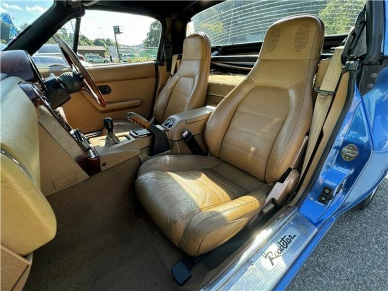 EUNOS ROADSTER