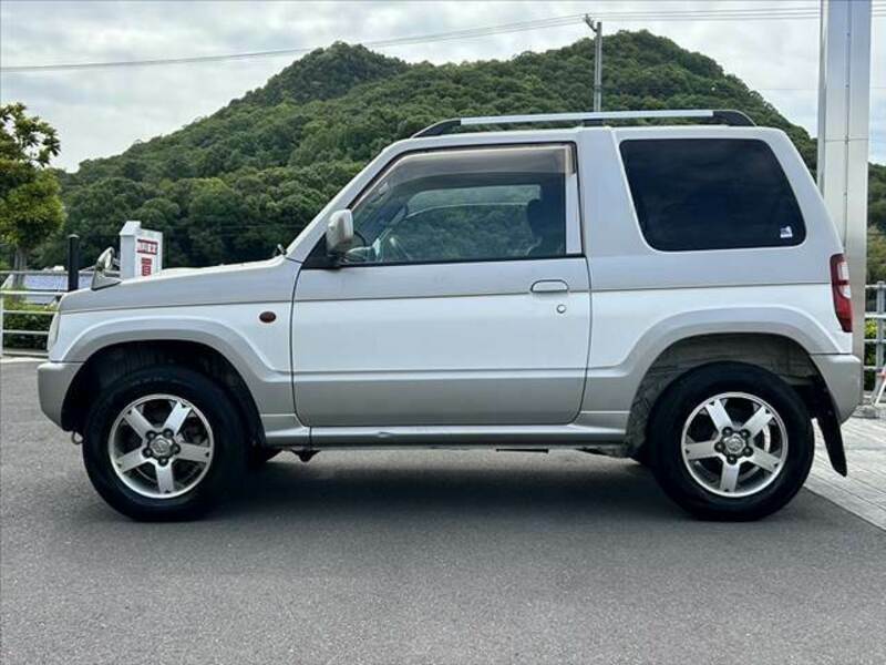 PAJERO MINI