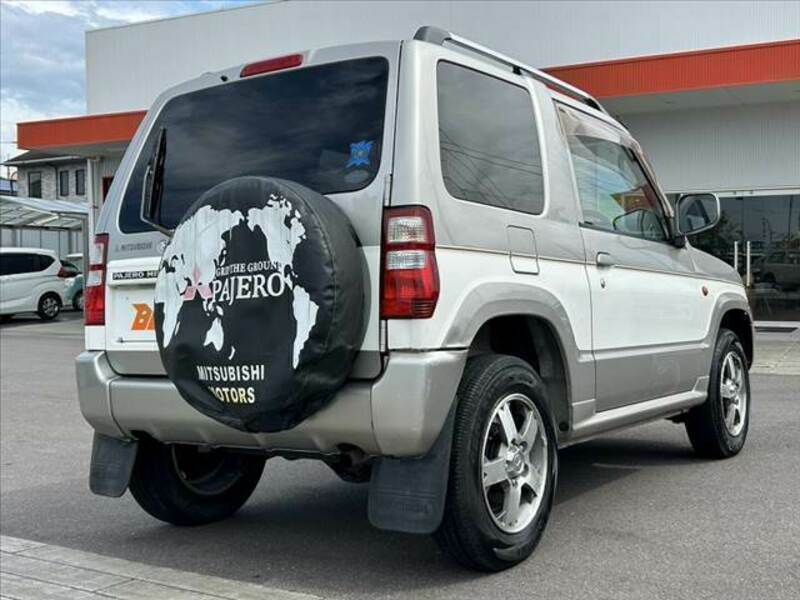 PAJERO MINI