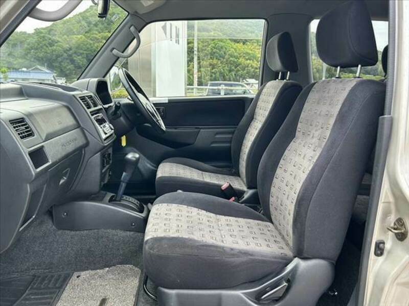 PAJERO MINI