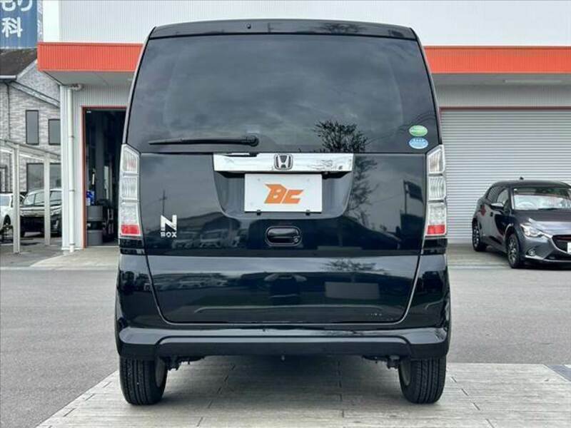 N BOX