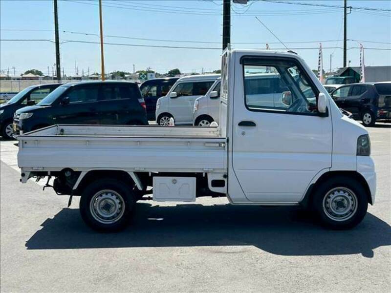 CLIPPER TRUCK