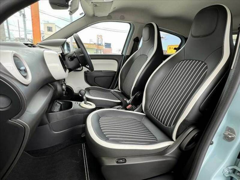 TWINGO-16