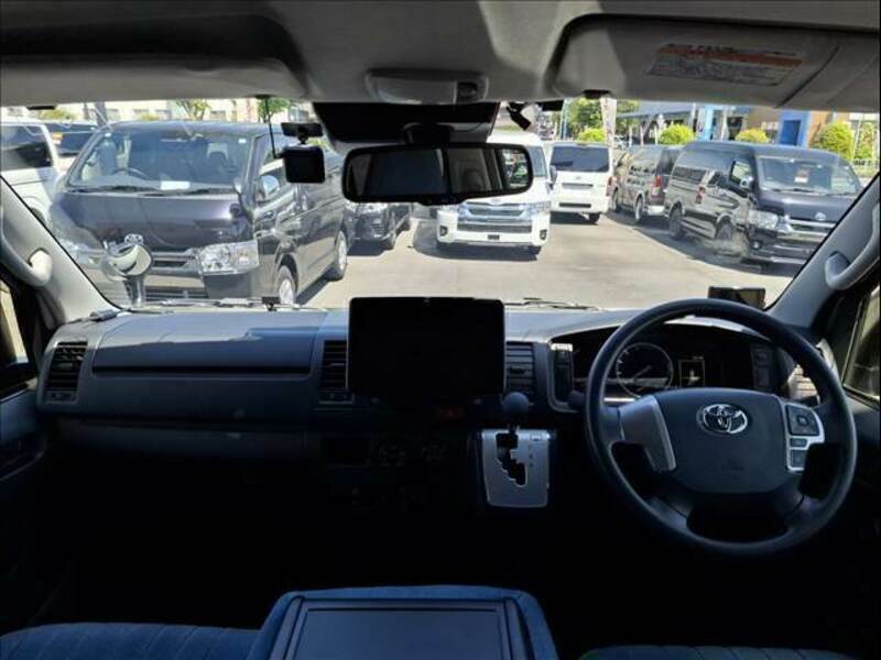 HIACE VAN-3