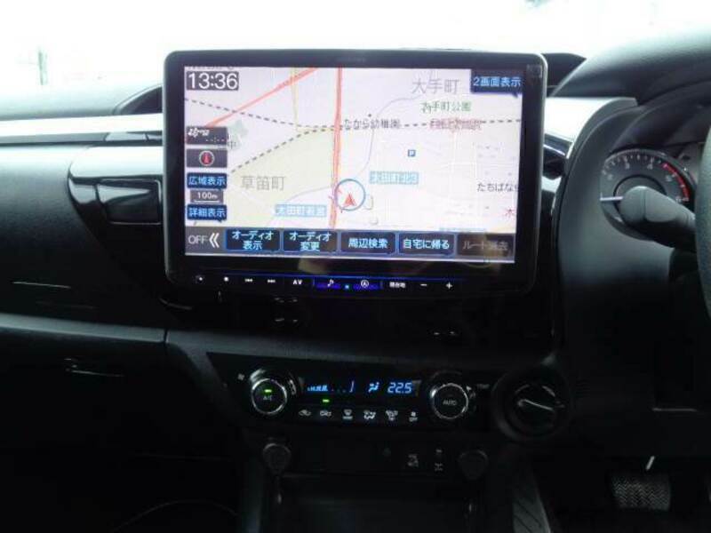 HILUX-7