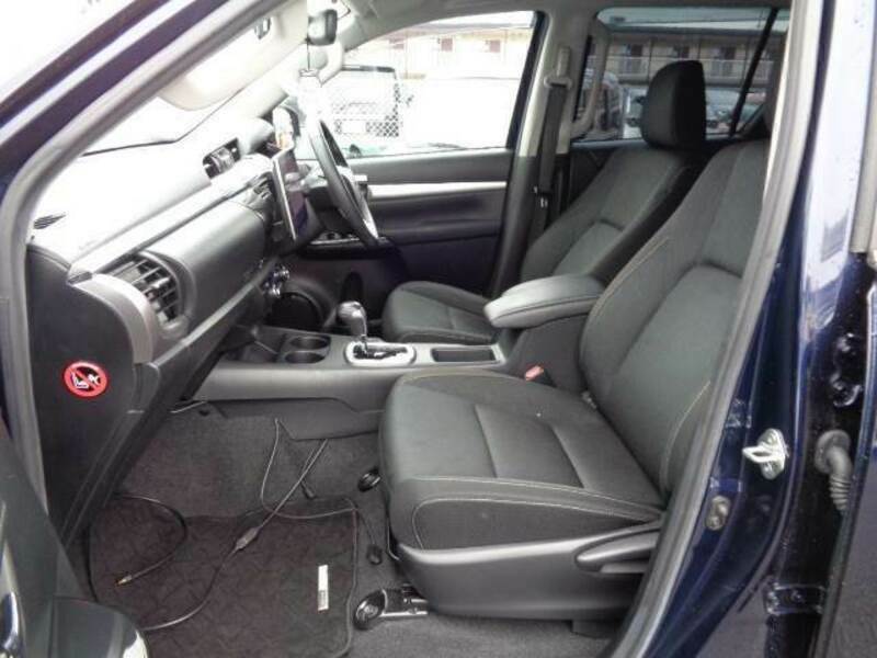 HILUX-10