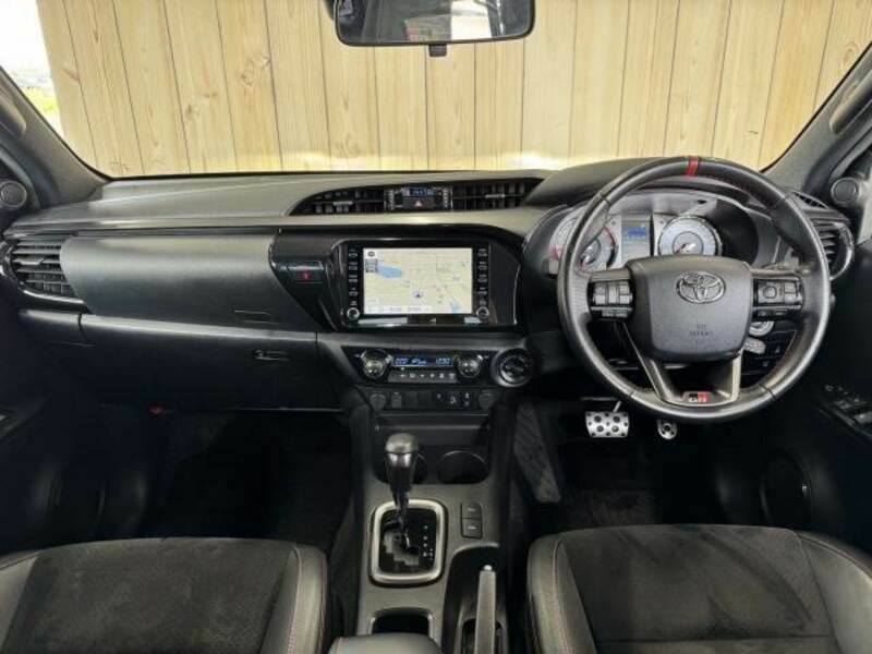 HILUX