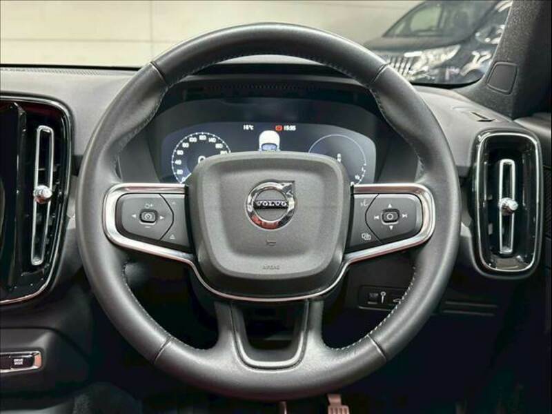 XC40-12