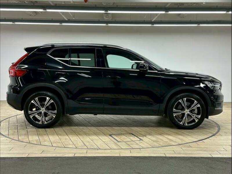 XC40-17