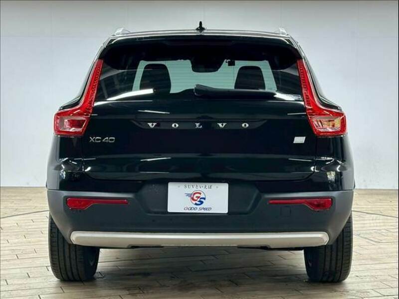 XC40-18