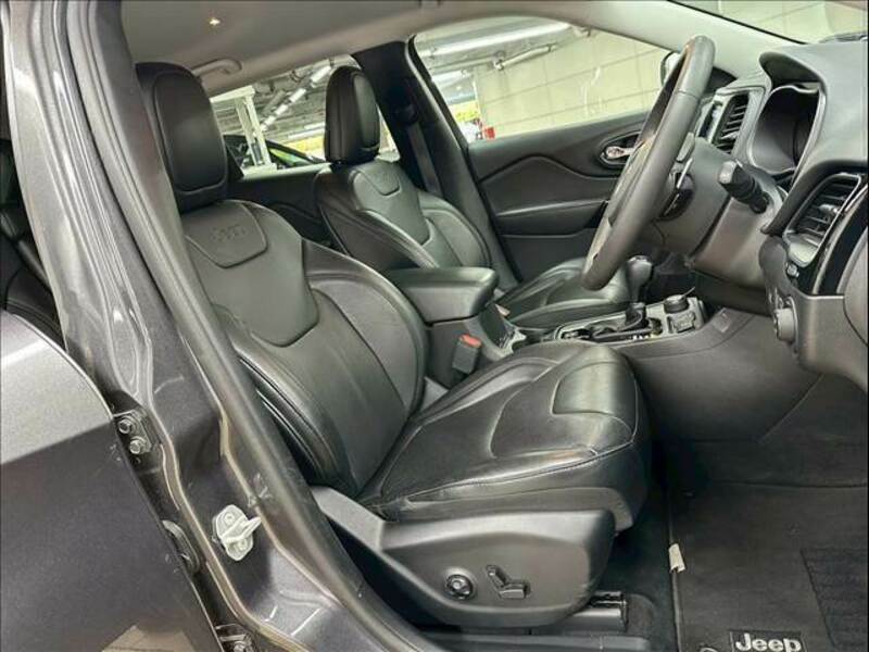 JEEP CHEROKEE-7