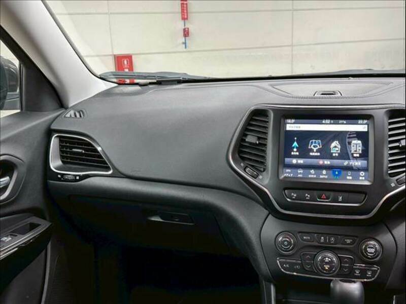 JEEP CHEROKEE-11
