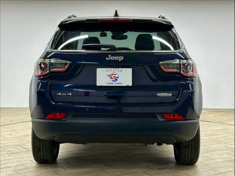 JEEP COMPASS-18