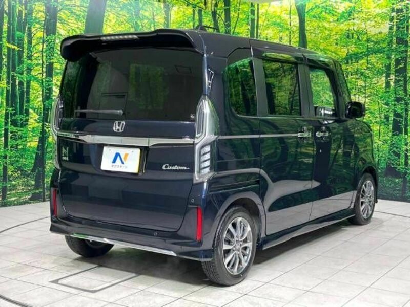N BOX CUSTOM-16
