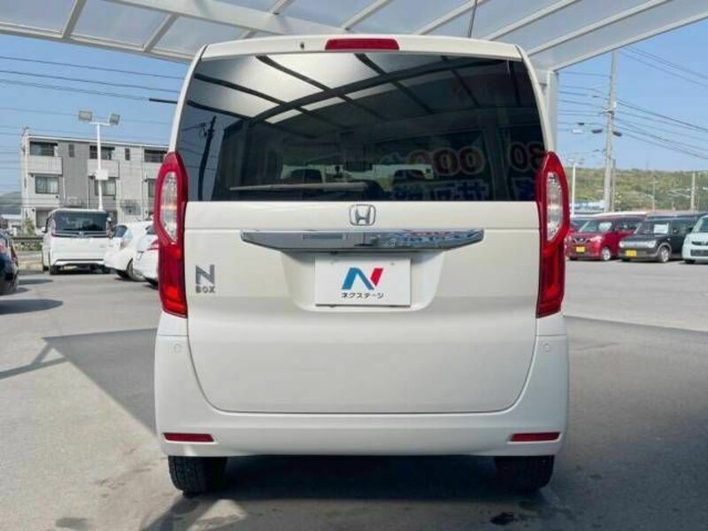 N BOX