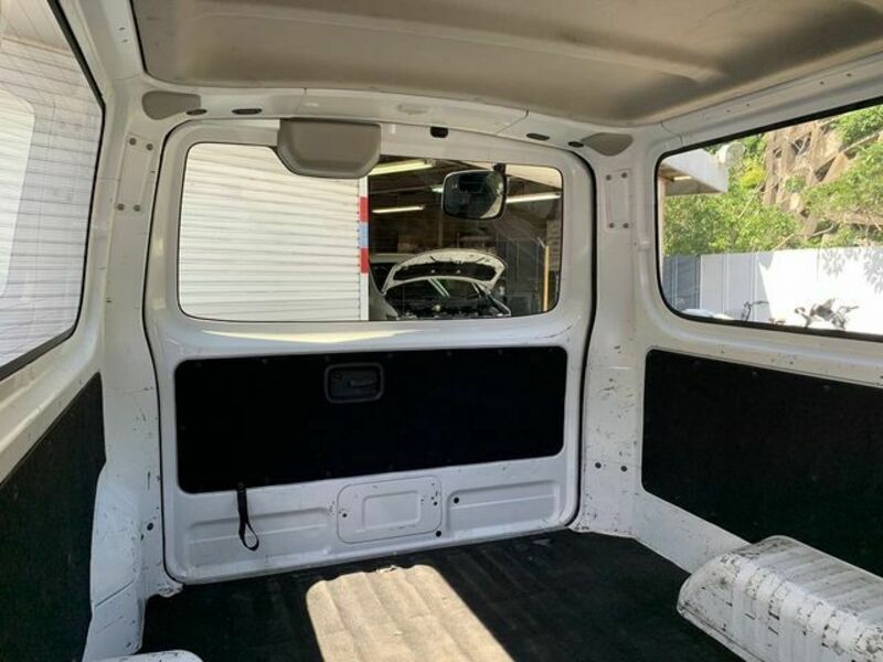 NV350 CARAVAN