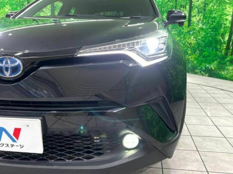 C-HR-11