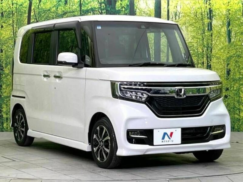 N BOX CUSTOM