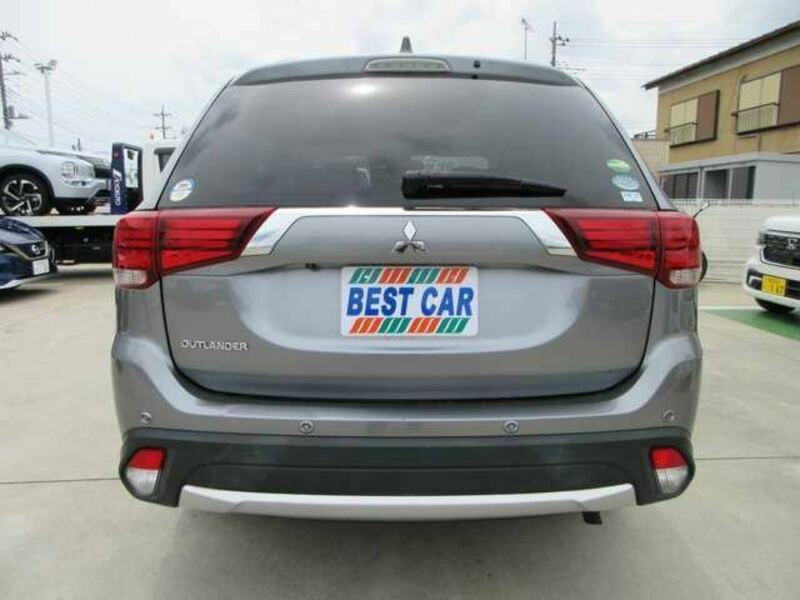 OUTLANDER