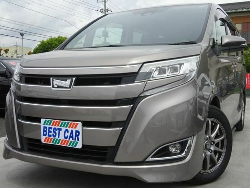 TOYOTA　NOAH