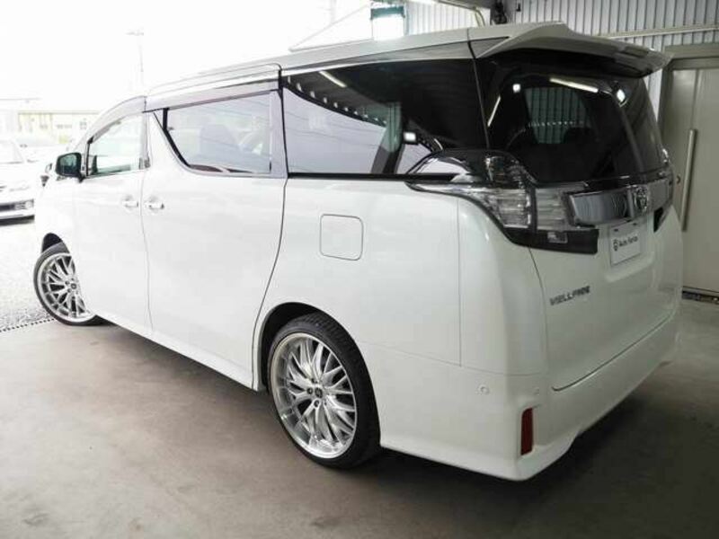 VELLFIRE