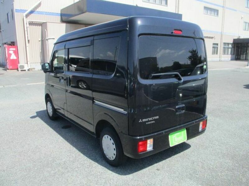 MINICAB VAN