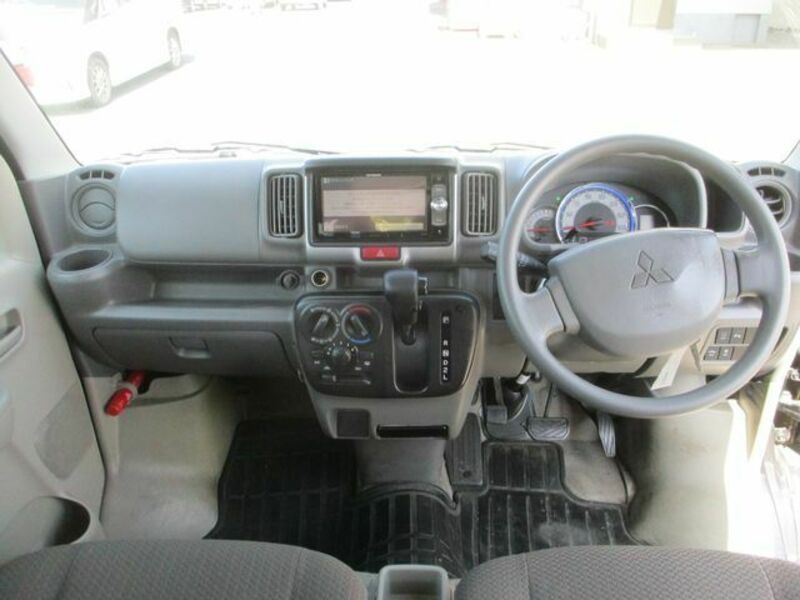 MINICAB VAN