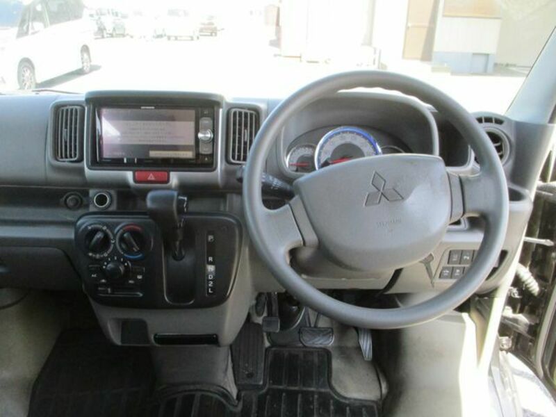 MINICAB VAN
