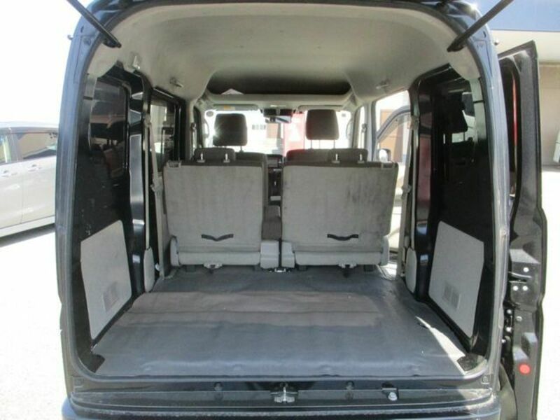 MINICAB VAN