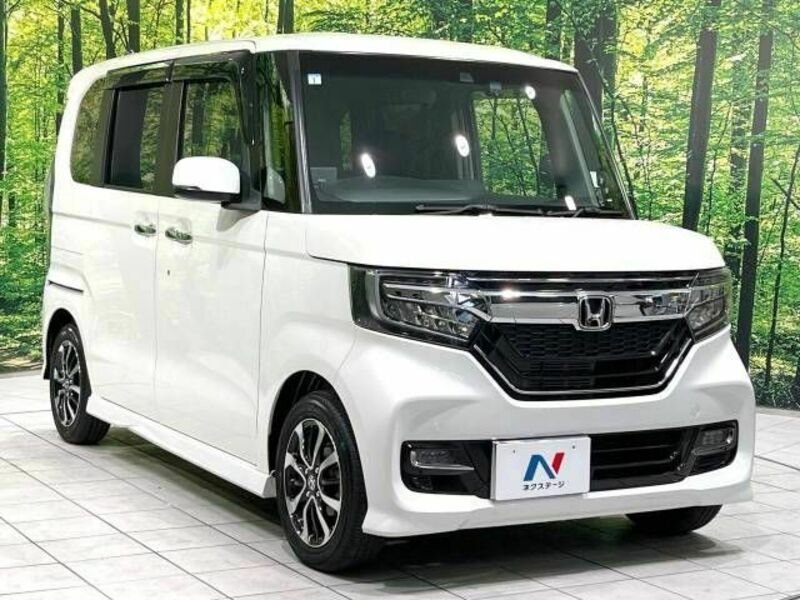 N BOX CUSTOM