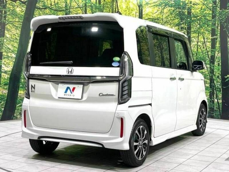 N BOX CUSTOM