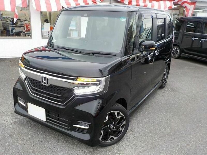 HONDA N BOX CUSTOM