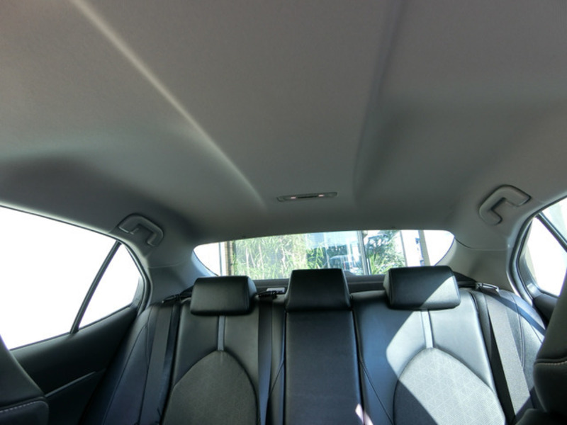 CAMRY-11