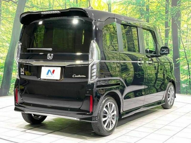 N BOX CUSTOM-16