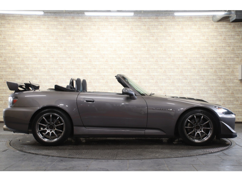S2000