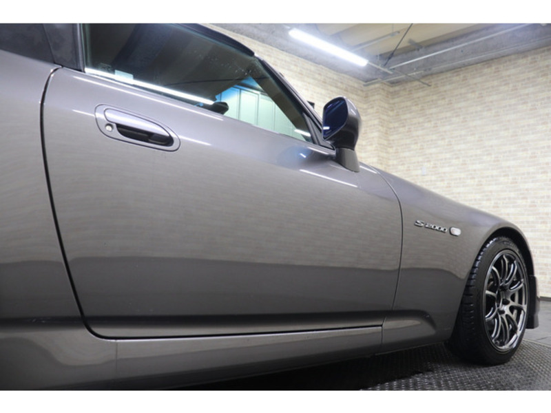 S2000