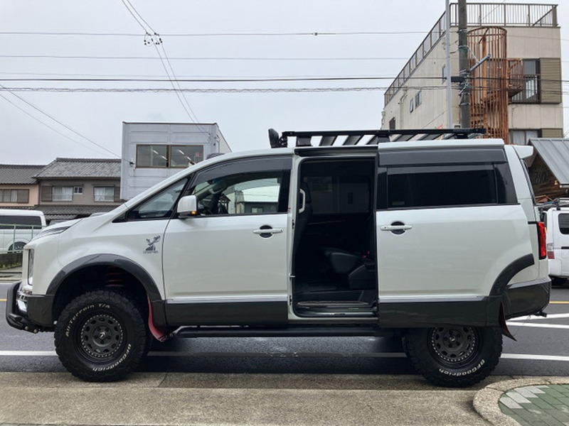 DELICA D5