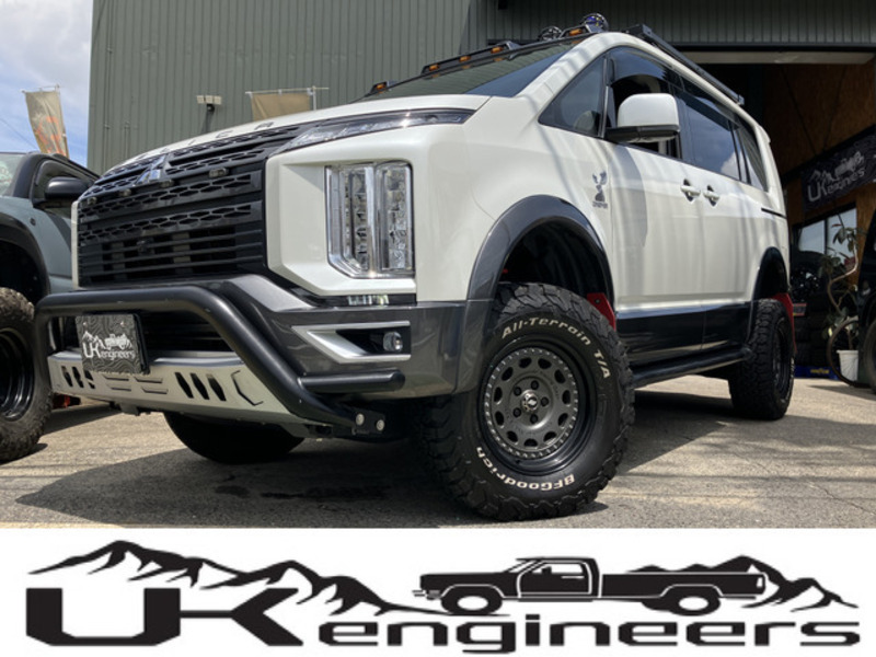 MITSUBISHI DELICA D5
