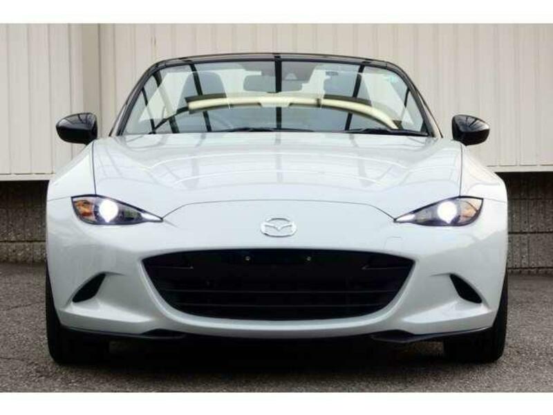 ROADSTER-1
